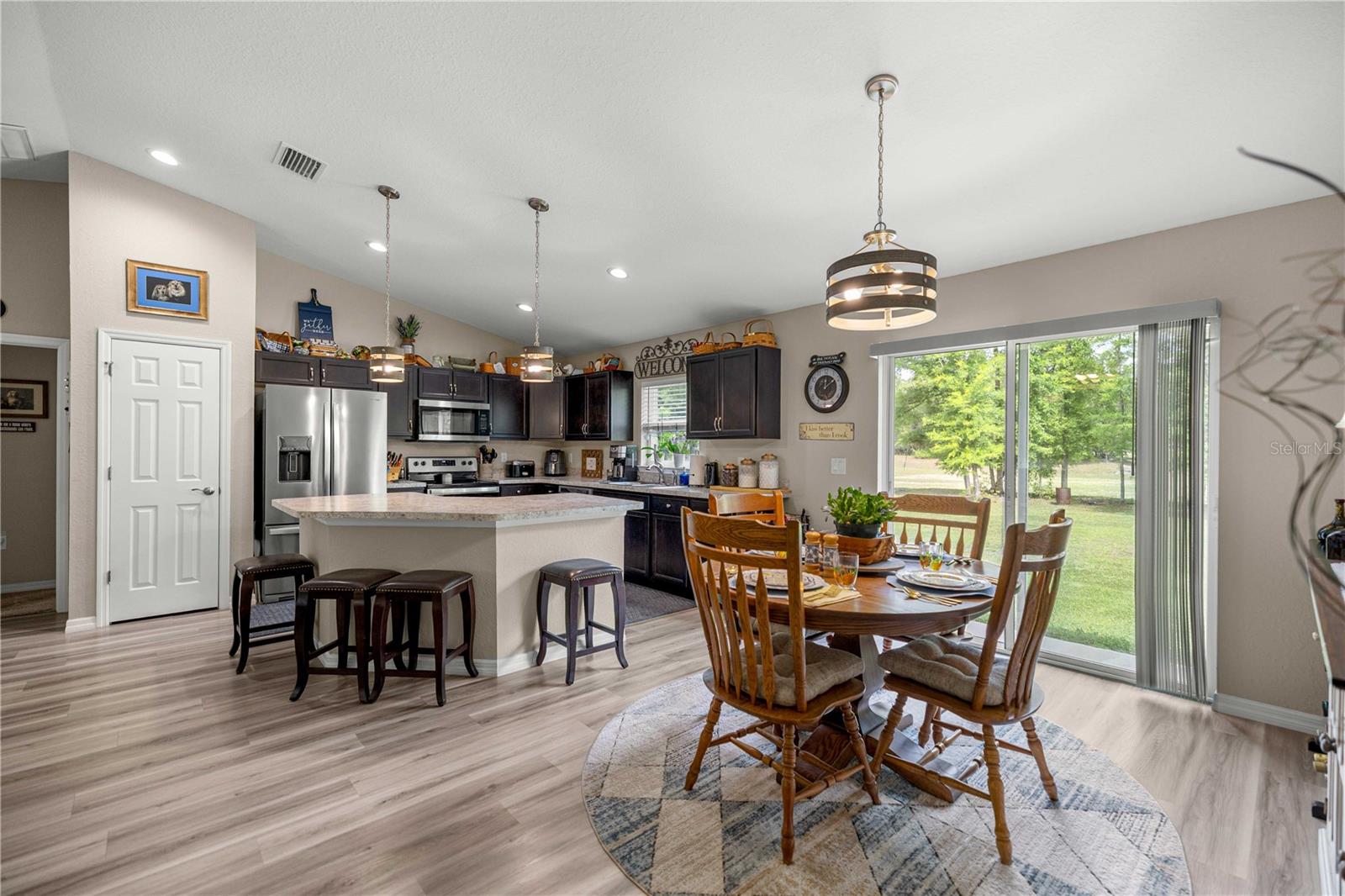 Image 17 of 23 For 19839 59th Lane