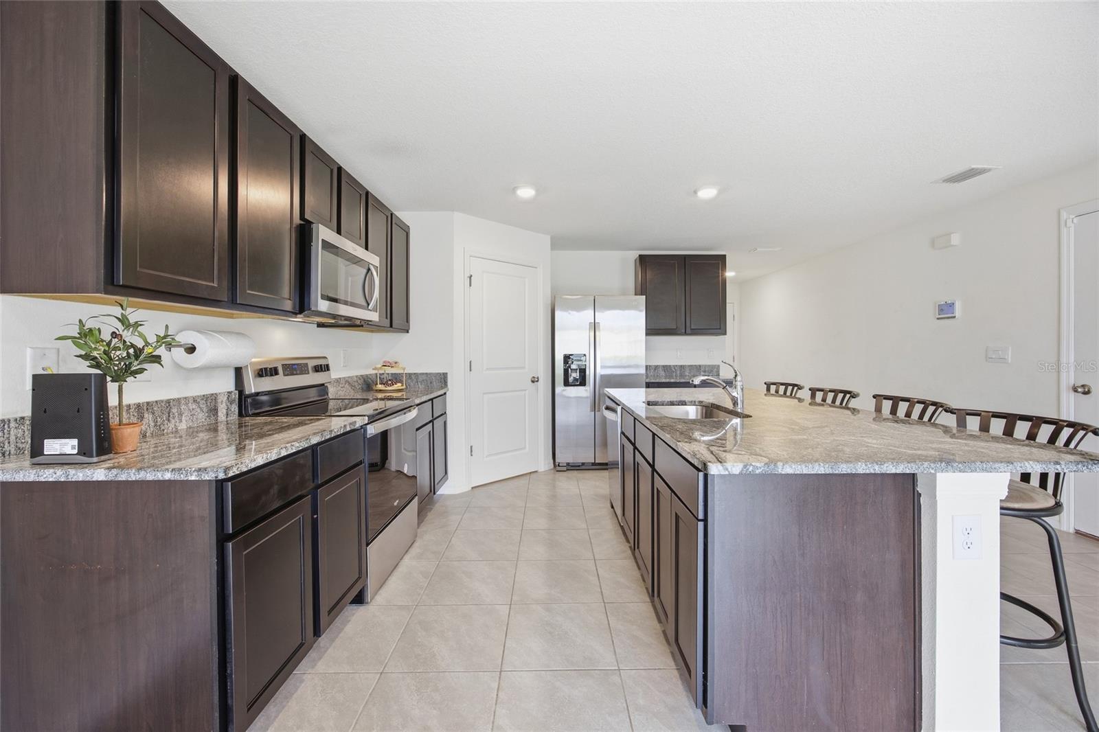 Image 11 of 52 For 5527 43rd Court