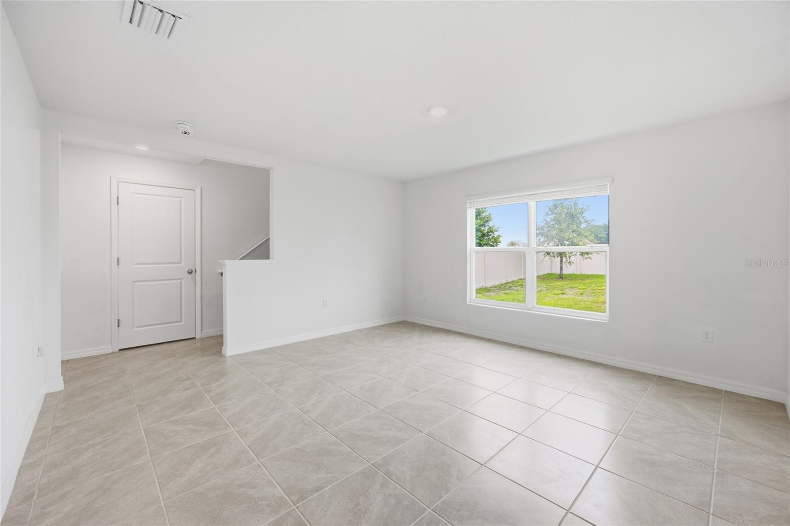 Image 17 of 52 For 5527 43rd Court