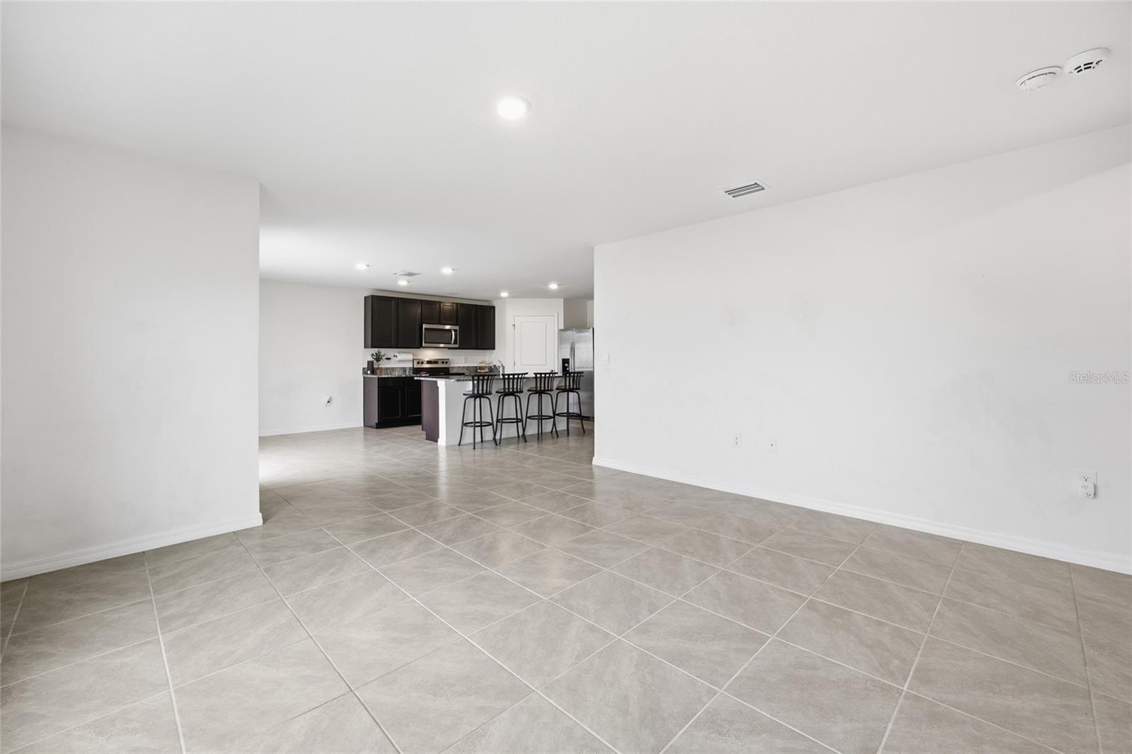 Image 19 of 52 For 5527 43rd Court