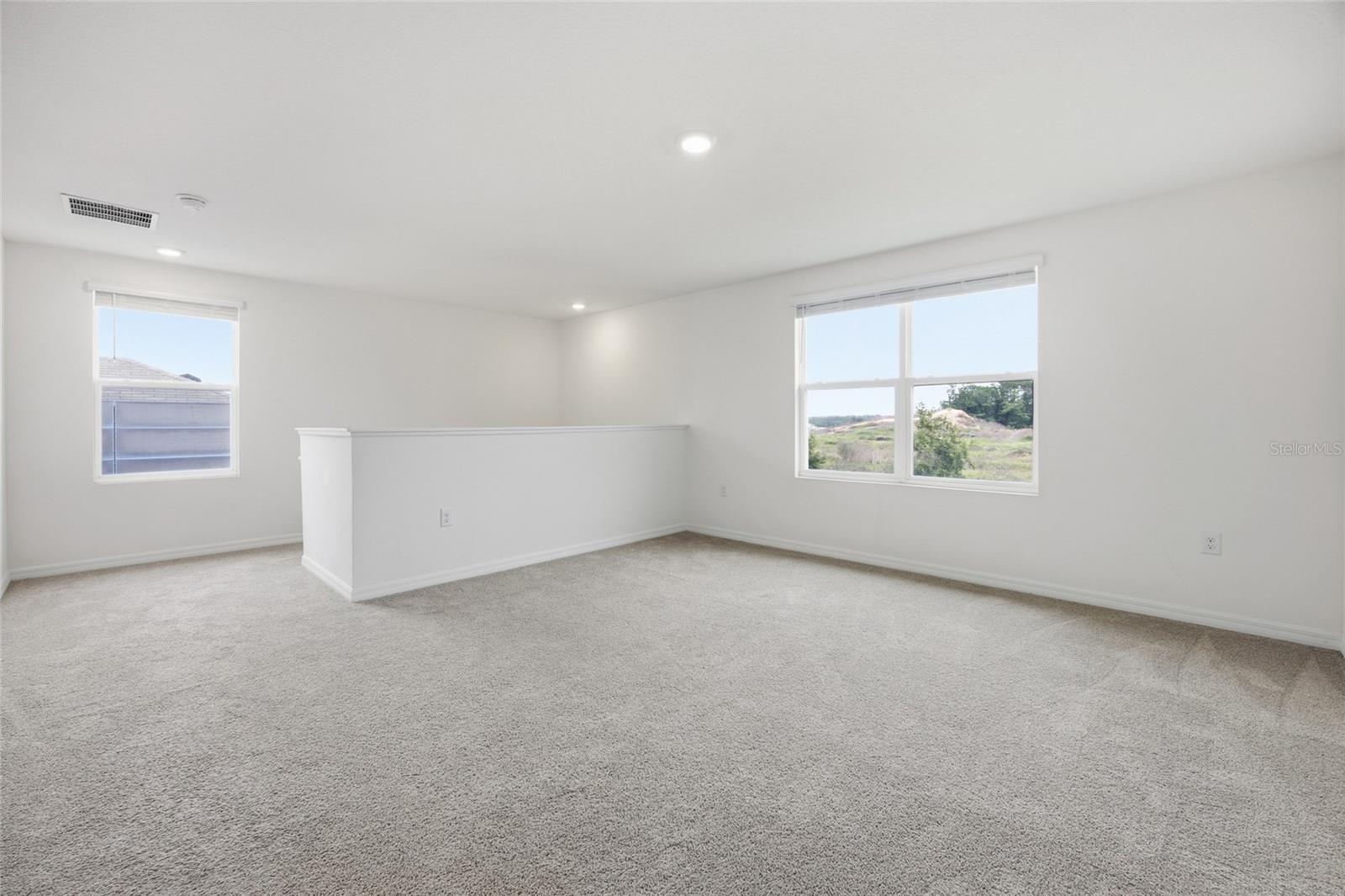 Image 24 of 52 For 5527 43rd Court