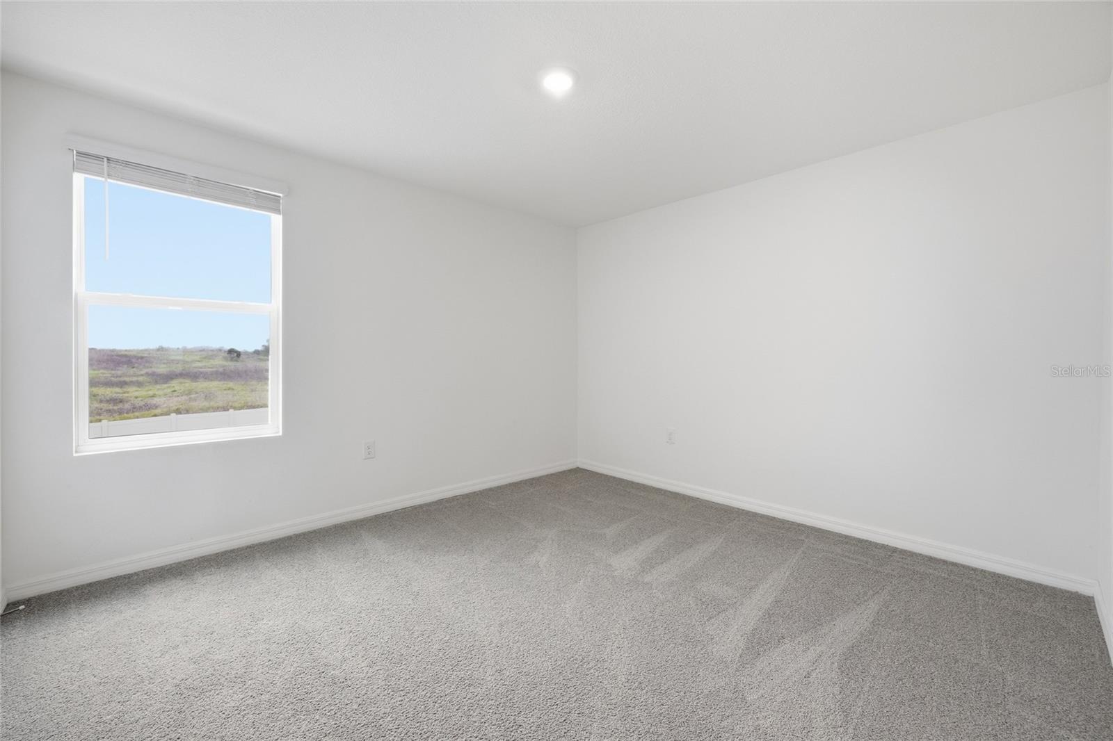 Image 26 of 52 For 5527 43rd Court