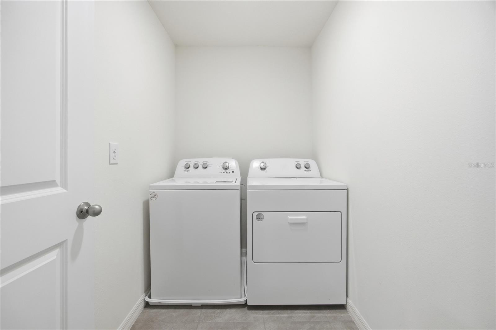 Image 28 of 52 For 5527 43rd Court