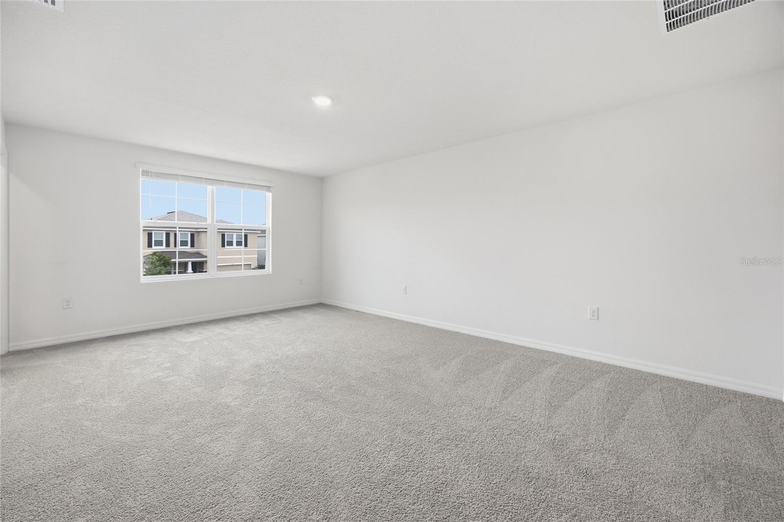 Image 32 of 52 For 5527 43rd Court