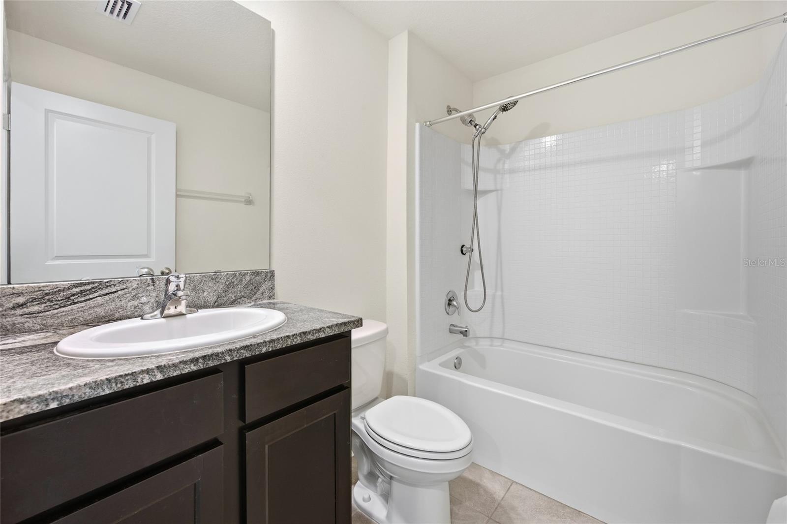 Image 7 of 52 For 5527 43rd Court