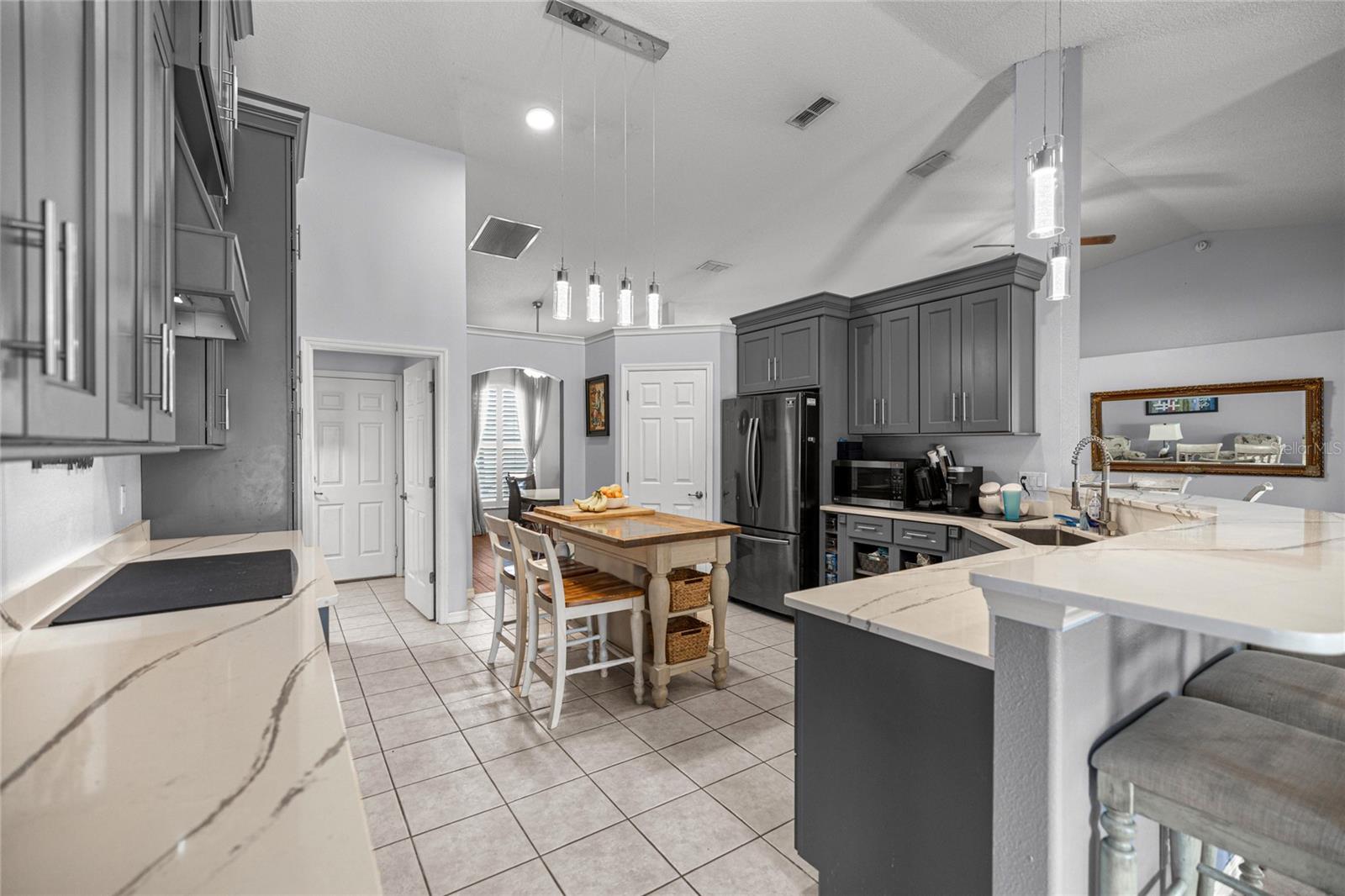 Image 11 of 42 For 10875 47th Avenue