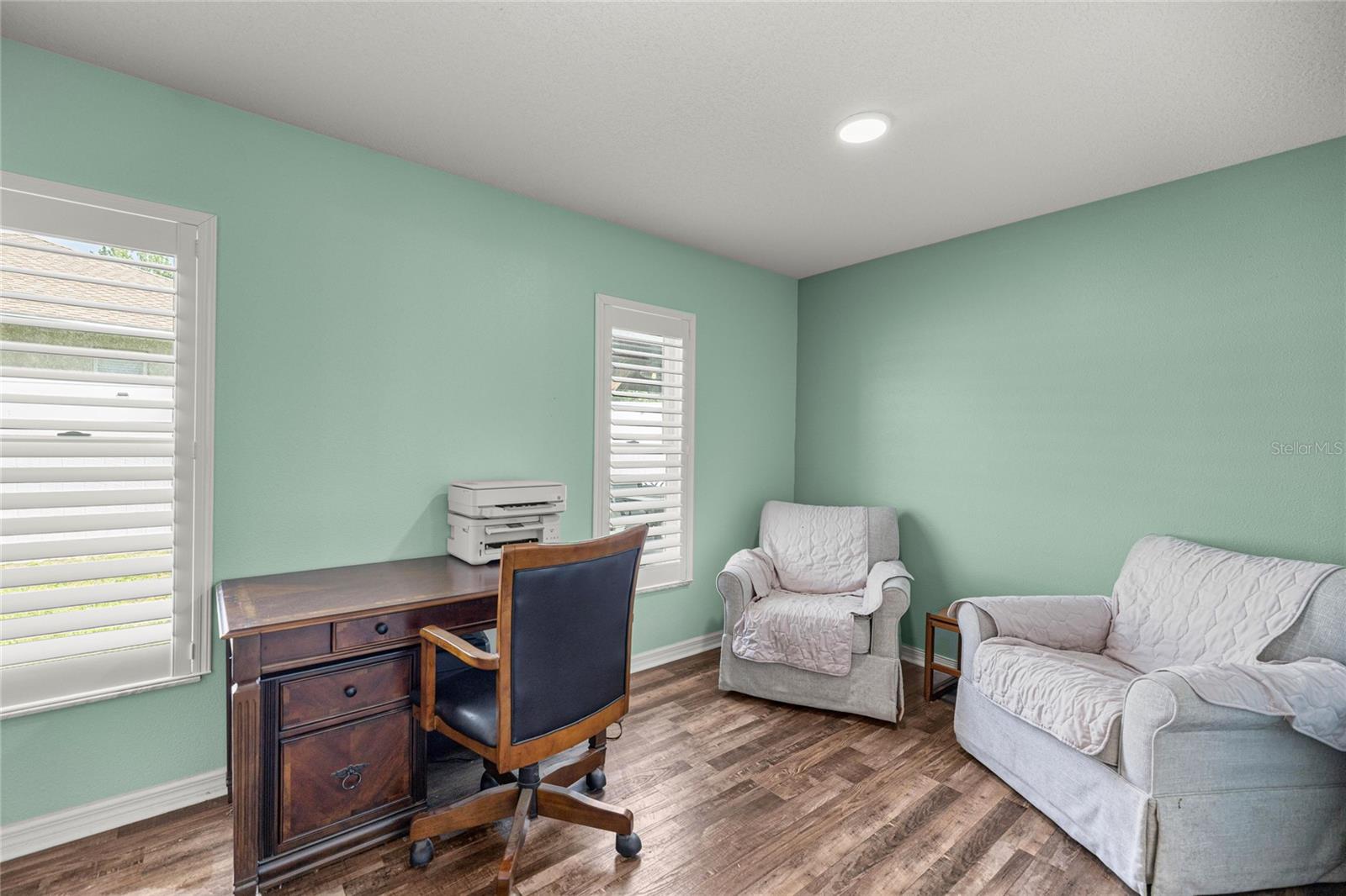 Image 20 of 42 For 10875 47th Avenue