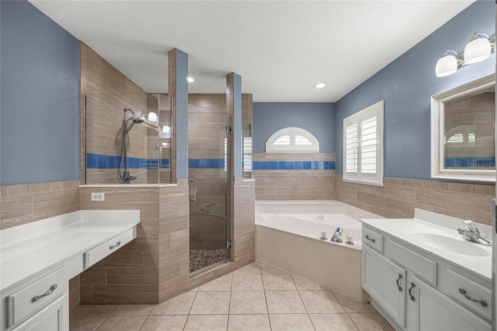 Image 22 of 42 For 10875 47th Avenue