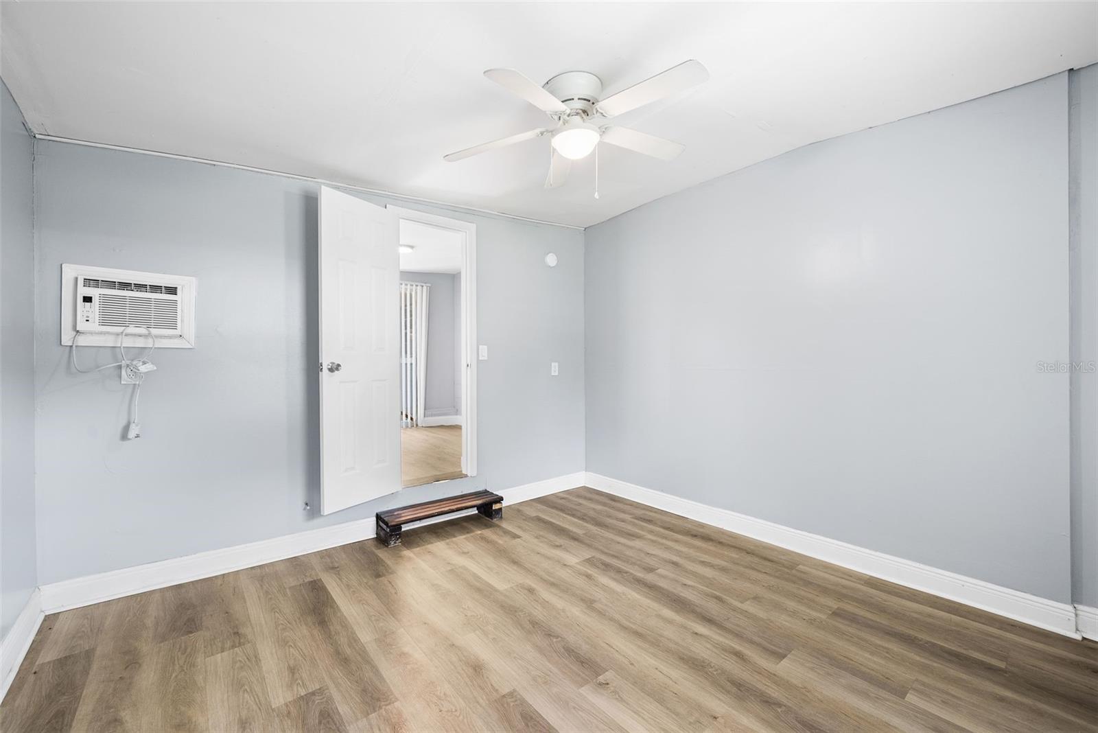 Image 16 of 33 For 2213 36th Street