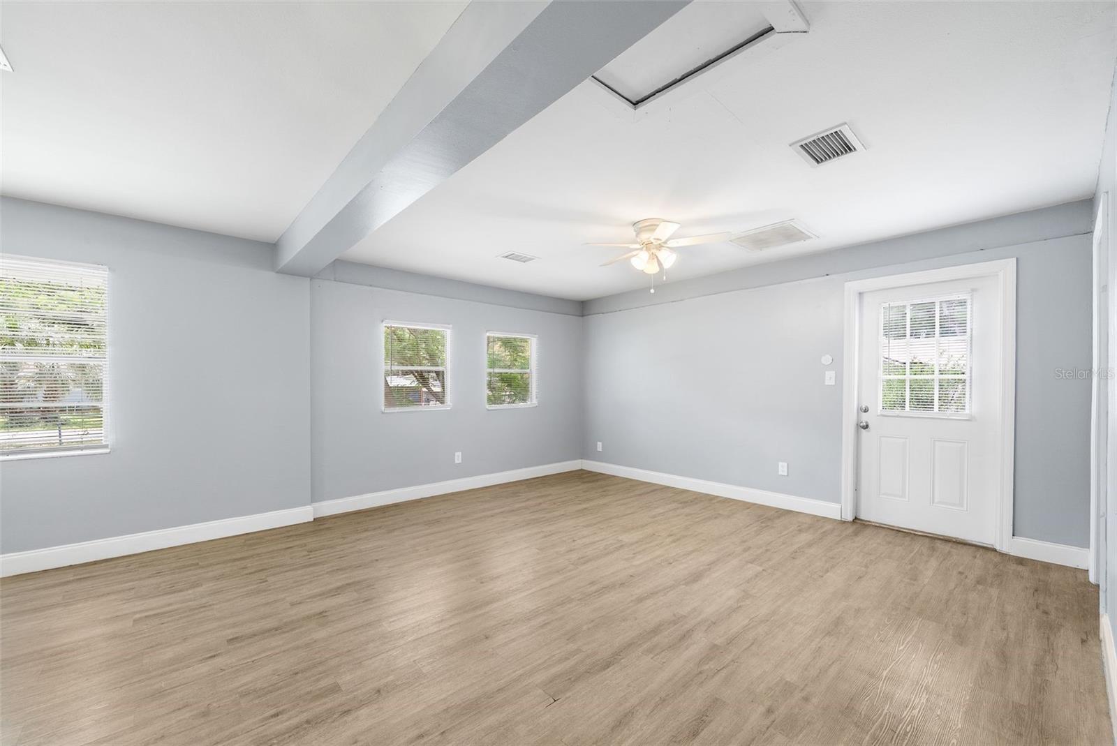 Image 5 of 33 For 2213 36th Street