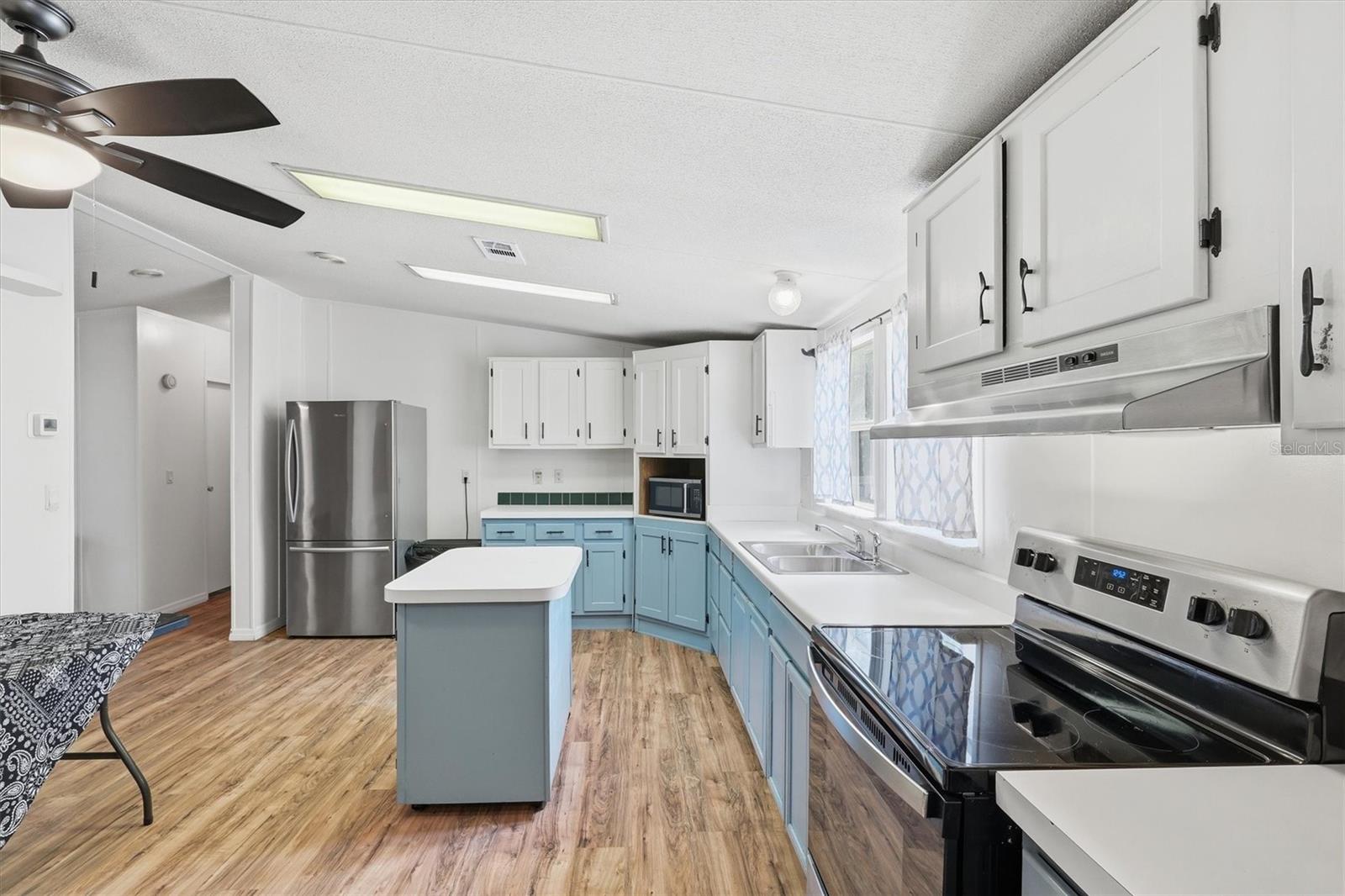 Image 15 of 40 For 11720 19th Street