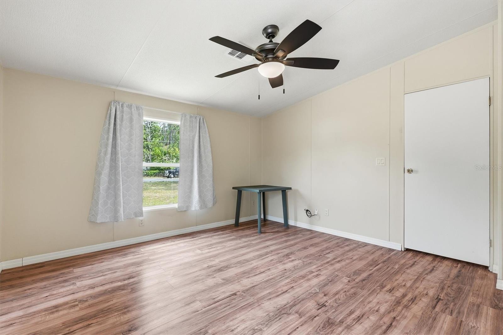 Image 17 of 40 For 11720 19th Street