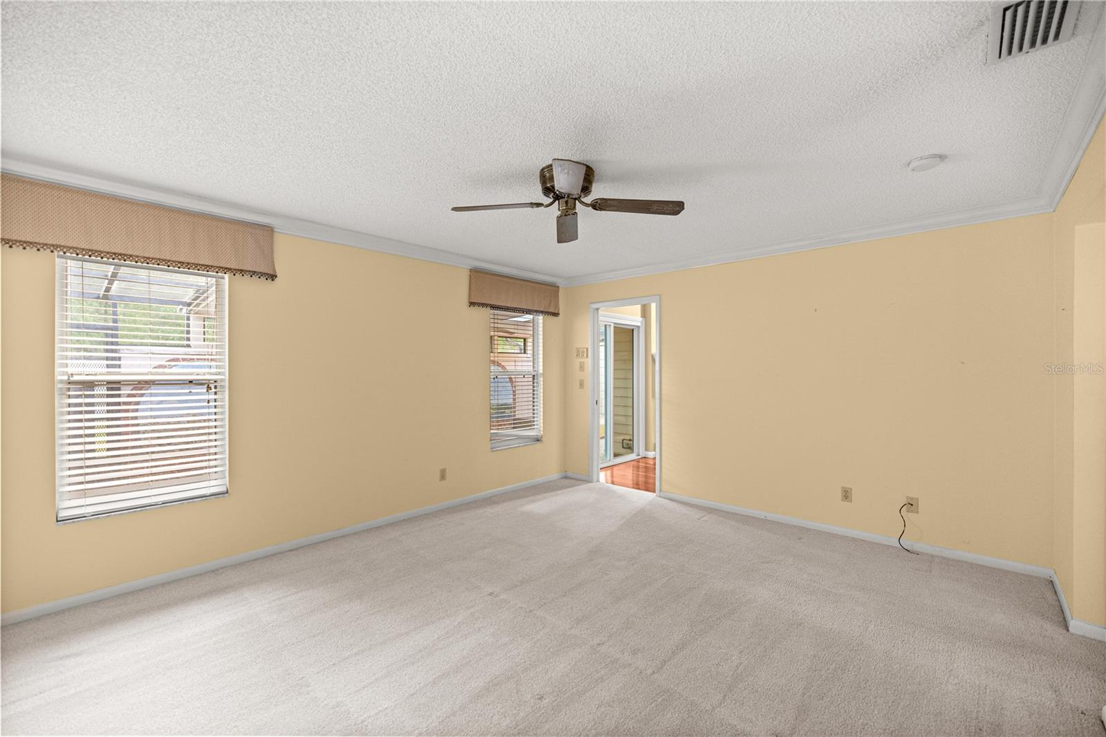 Image 15 of 34 For 2050 37th Court Circle