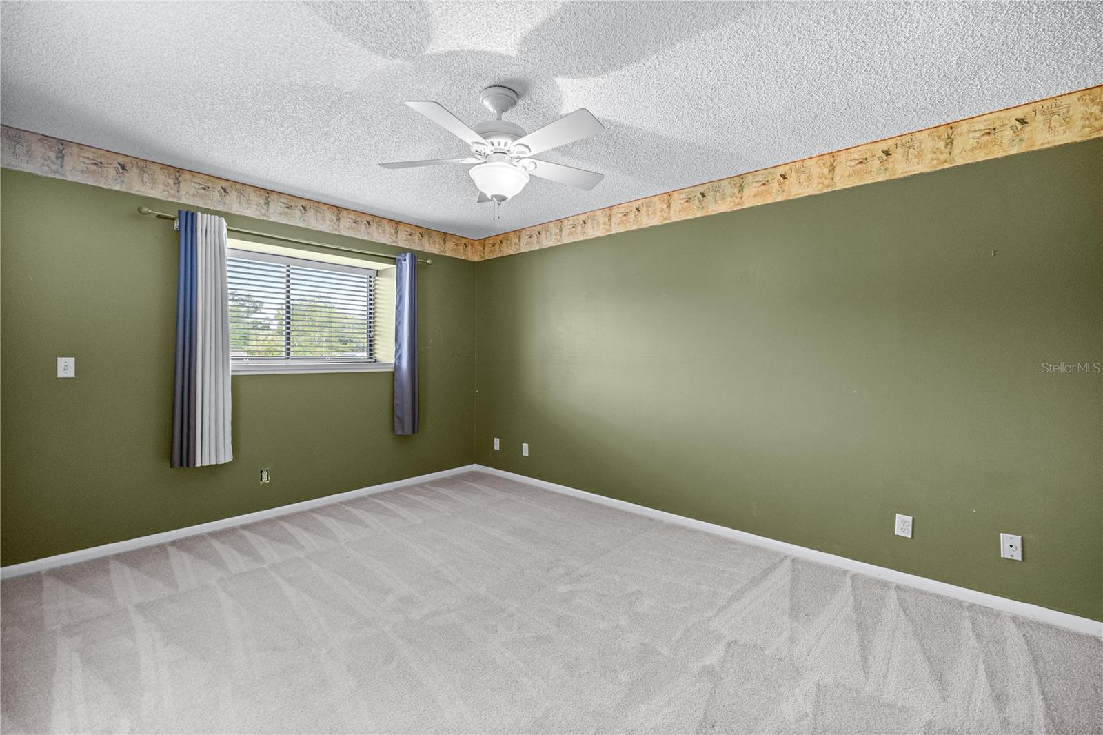 Image 20 of 34 For 2050 37th Court Circle