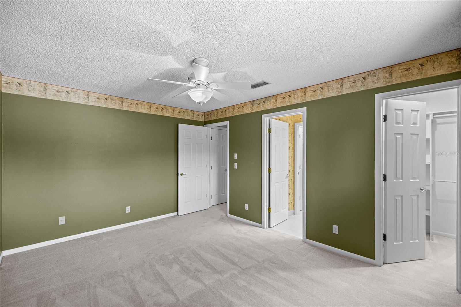 Image 21 of 34 For 2050 37th Court Circle