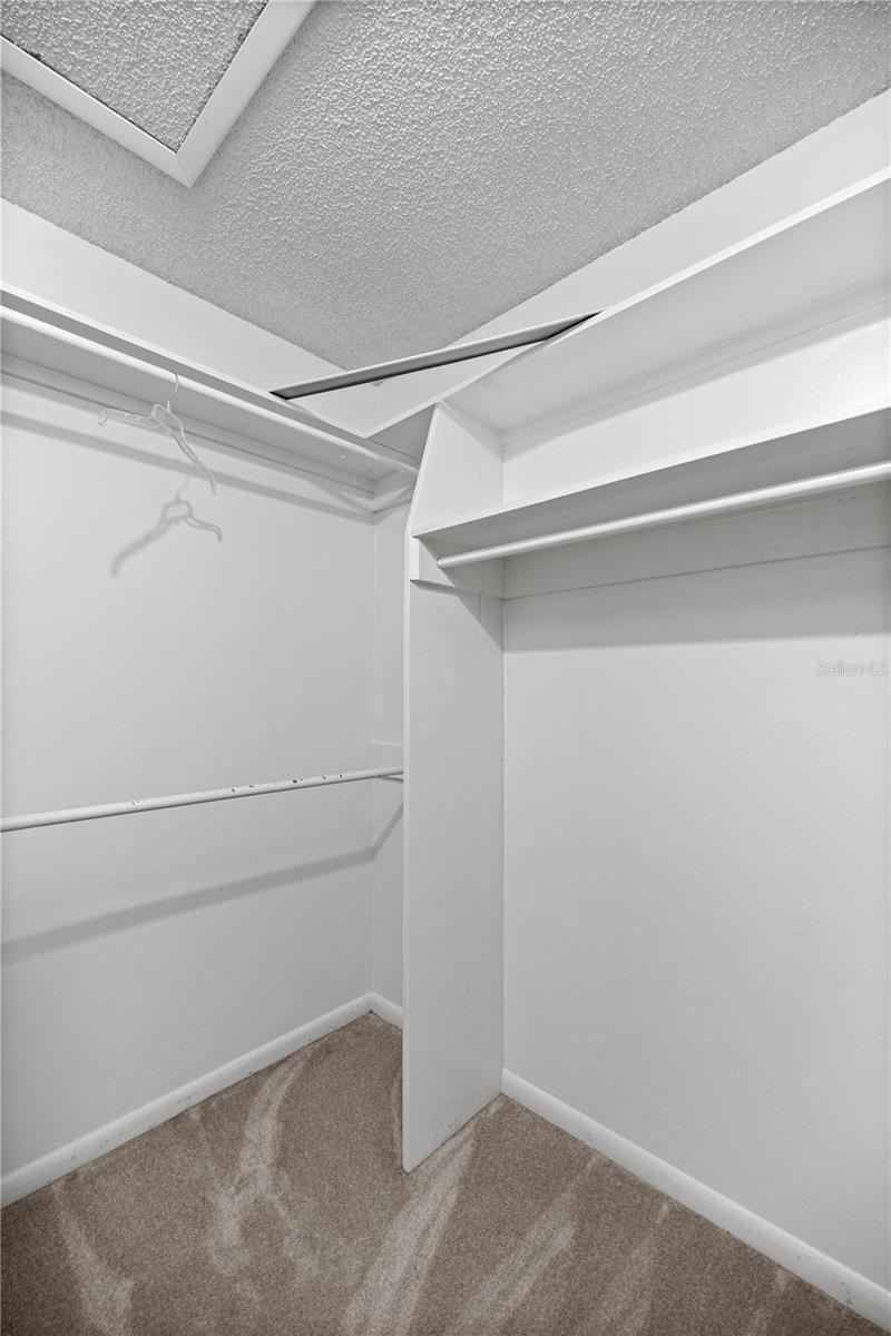 Image 22 of 34 For 2050 37th Court Circle