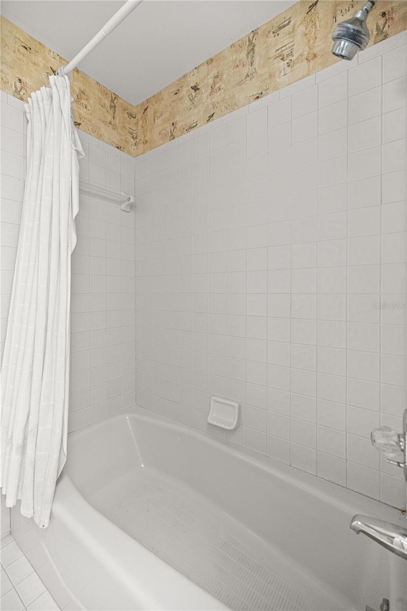 Image 28 of 34 For 2050 37th Court Circle