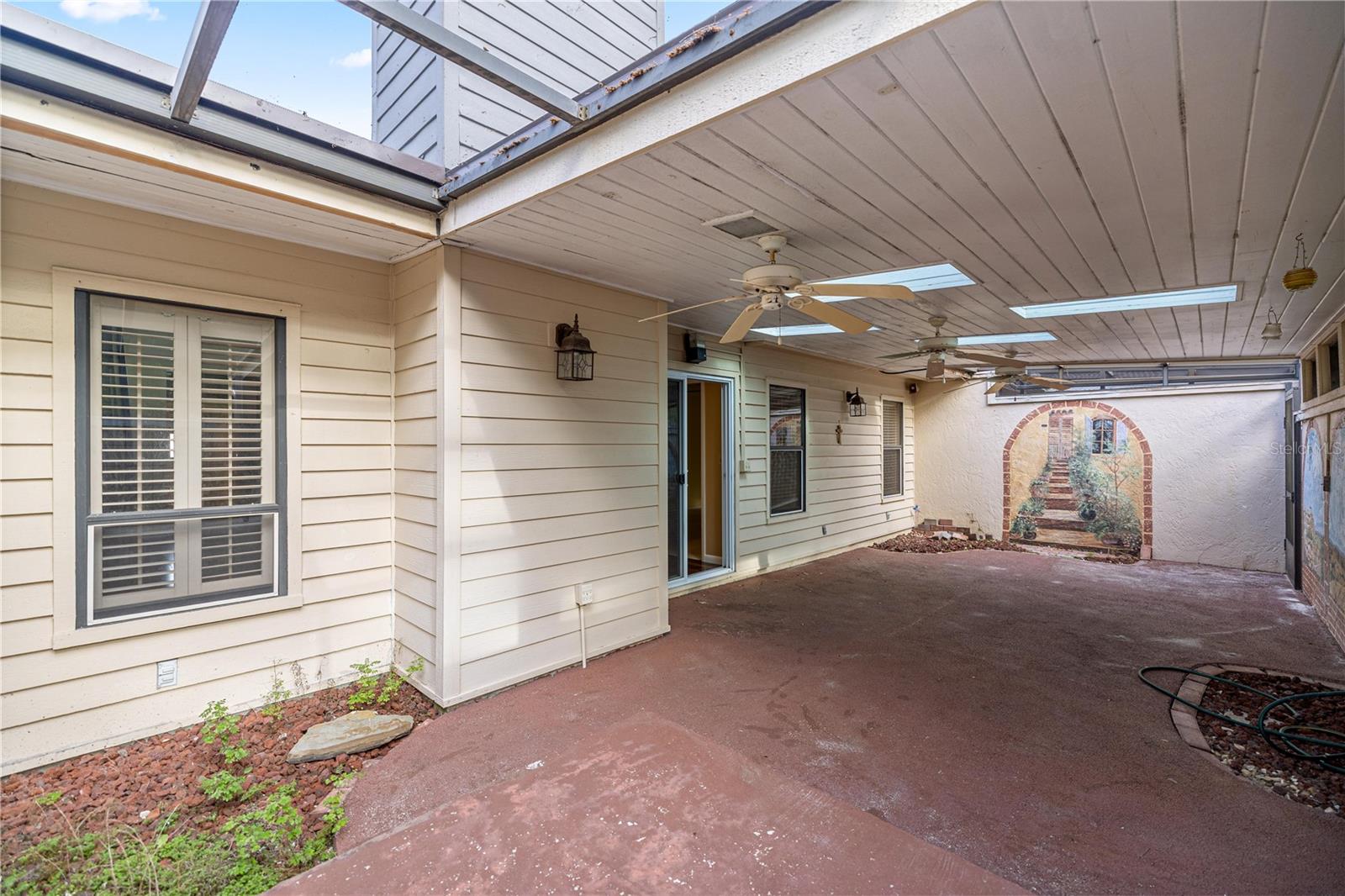 Image 30 of 34 For 2050 37th Court Circle