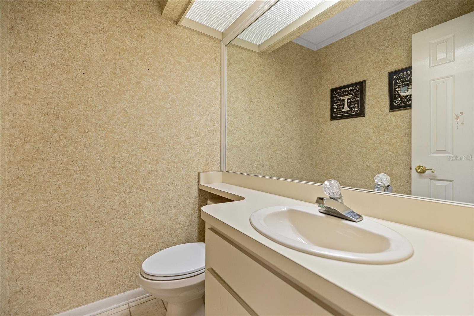 Image 7 of 34 For 2050 37th Court Circle