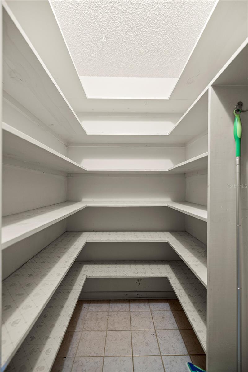 Image 8 of 34 For 2050 37th Court Circle