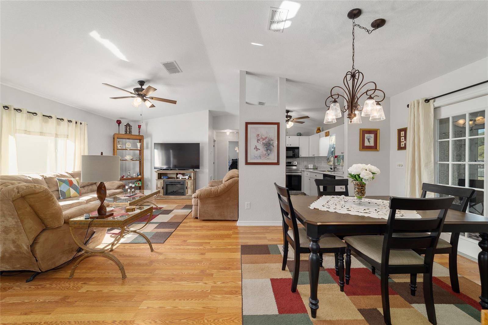 Image 17 of 49 For 10470 61st Terrace Road