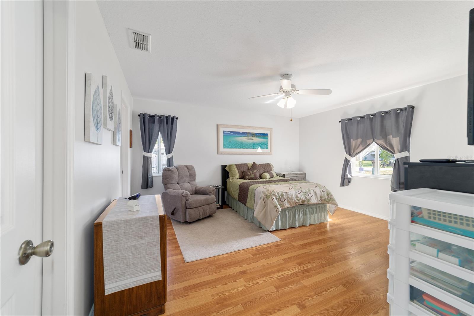 Image 24 of 49 For 10470 61st Terrace Road