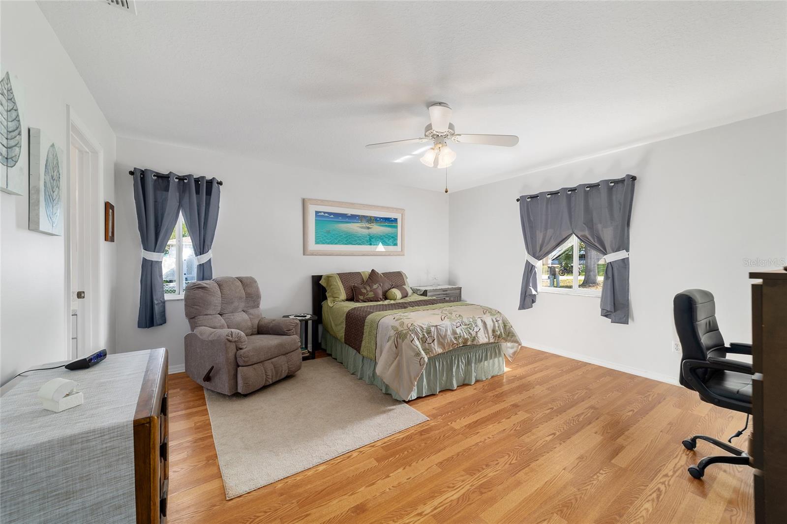 Image 25 of 49 For 10470 61st Terrace Road