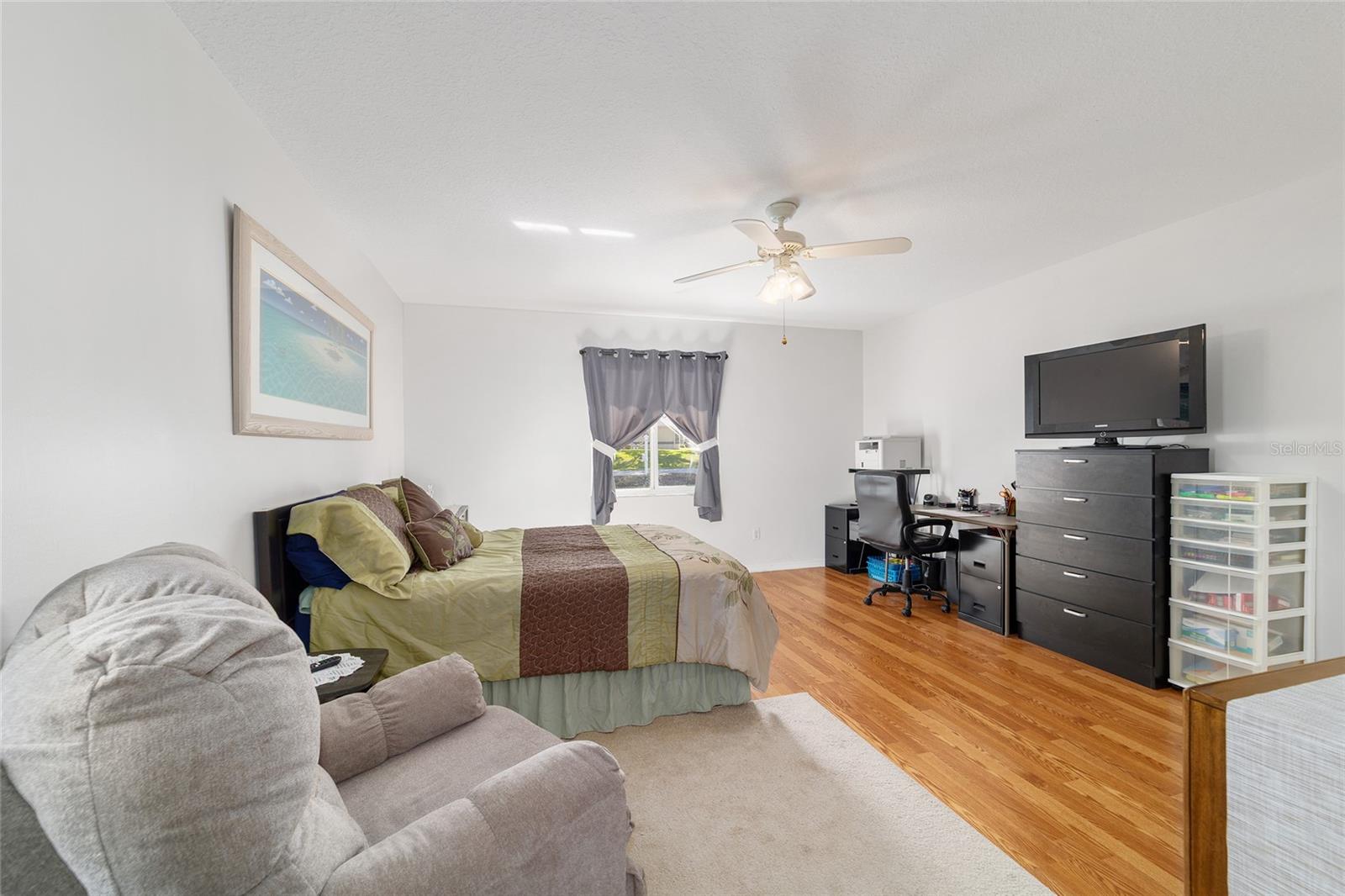 Image 28 of 49 For 10470 61st Terrace Road