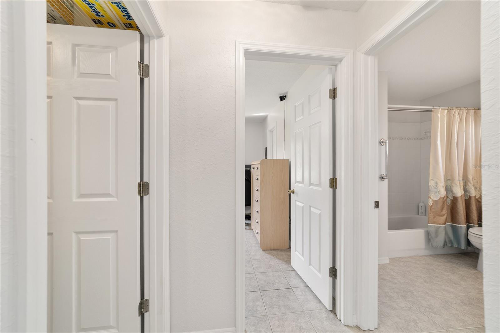 Image 32 of 49 For 10470 61st Terrace Road