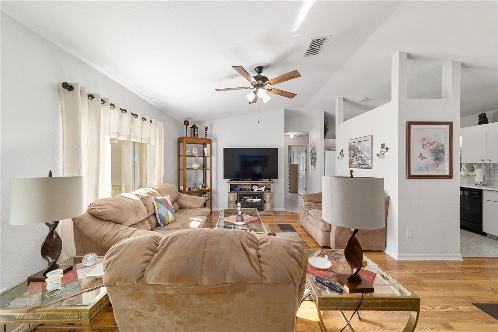 Image 8 of 49 For 10470 61st Terrace Road