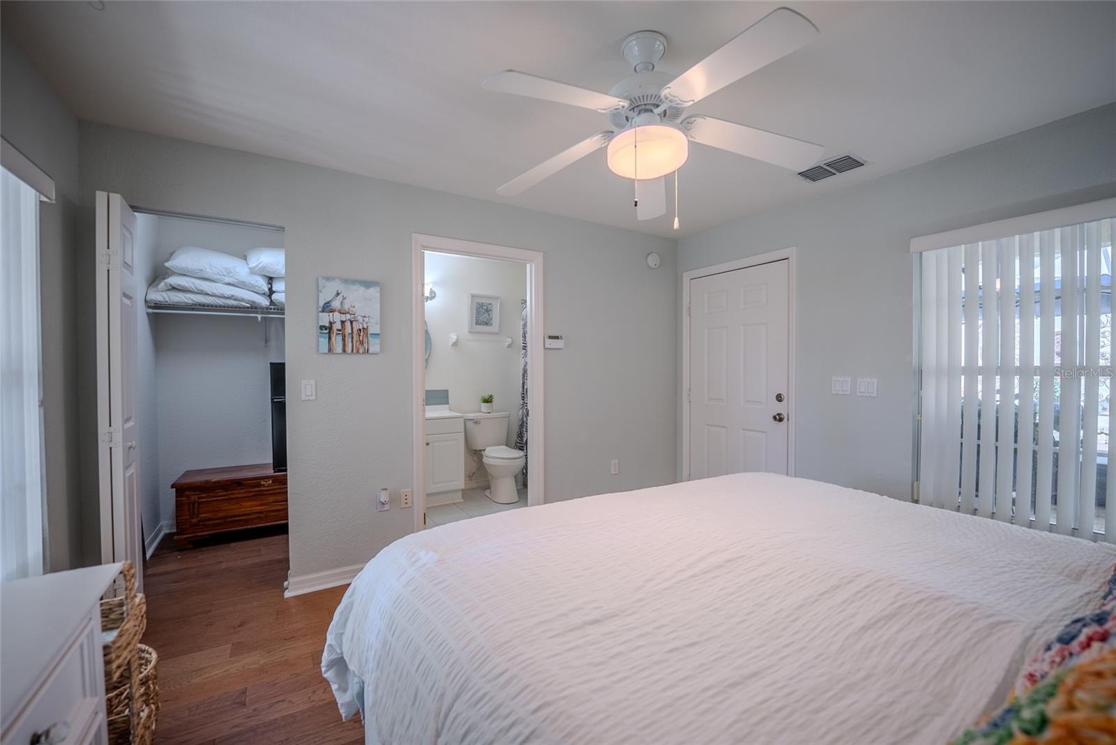 Image 10 of 49 For 8037 81st Loop