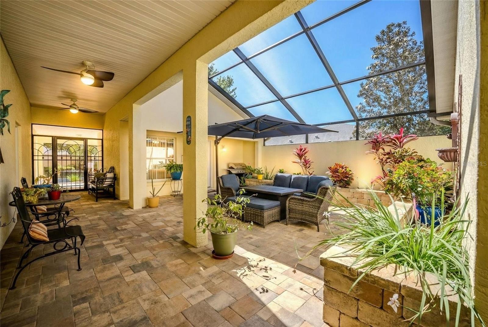 Image 13 of 49 For 8037 81st Loop