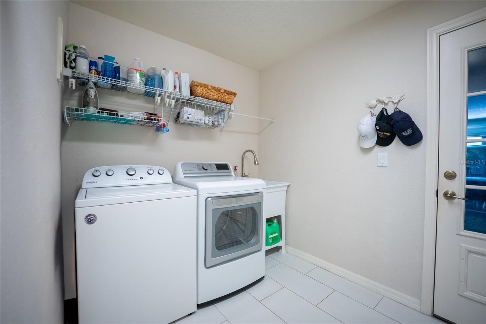 Image 41 of 49 For 8037 81st Loop