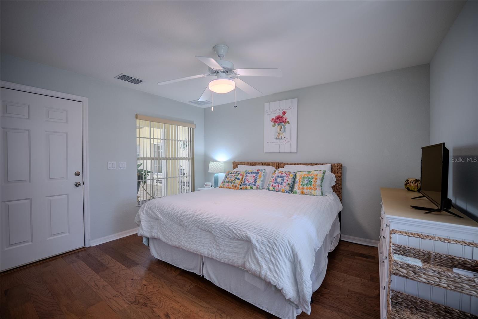 Image 9 of 49 For 8037 81st Loop