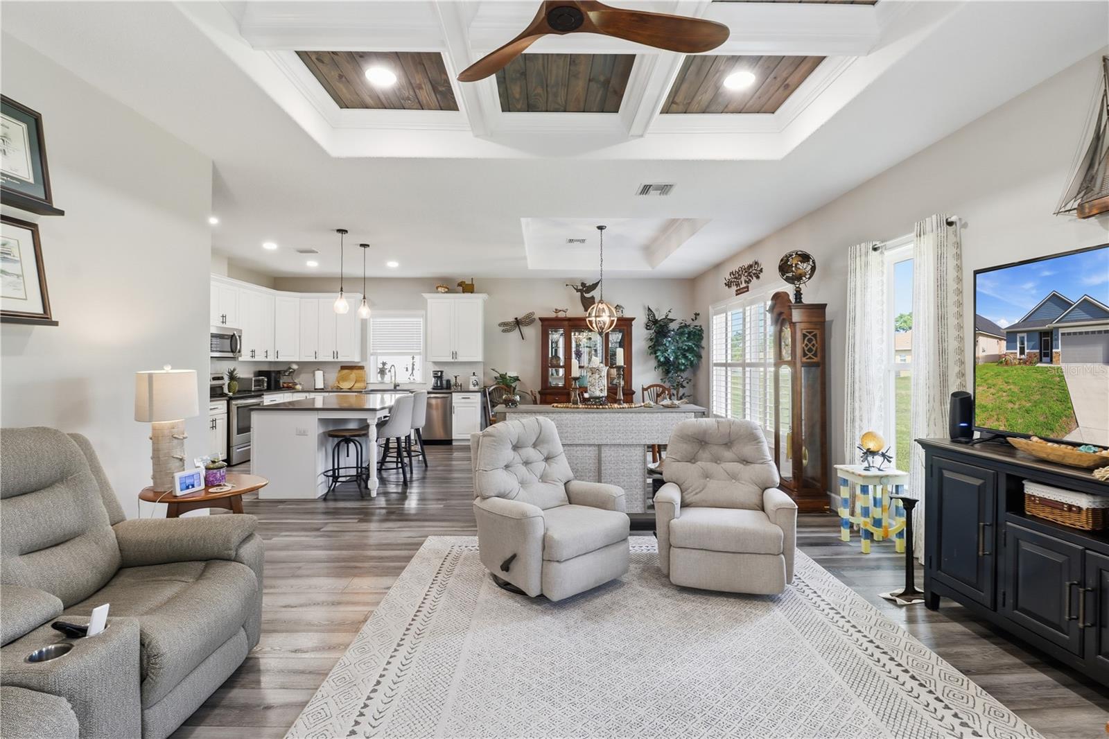 Listing photo id 18 for 9689 White Egret Path