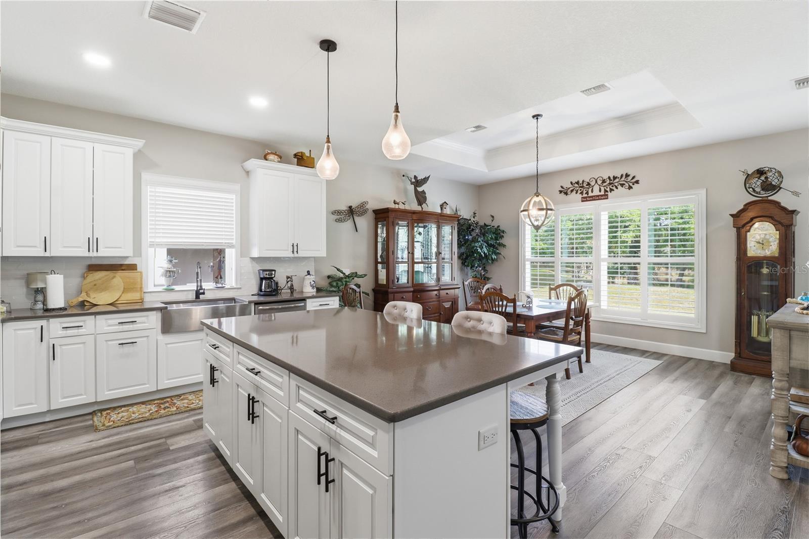 Listing photo id 7 for 9689 White Egret Path