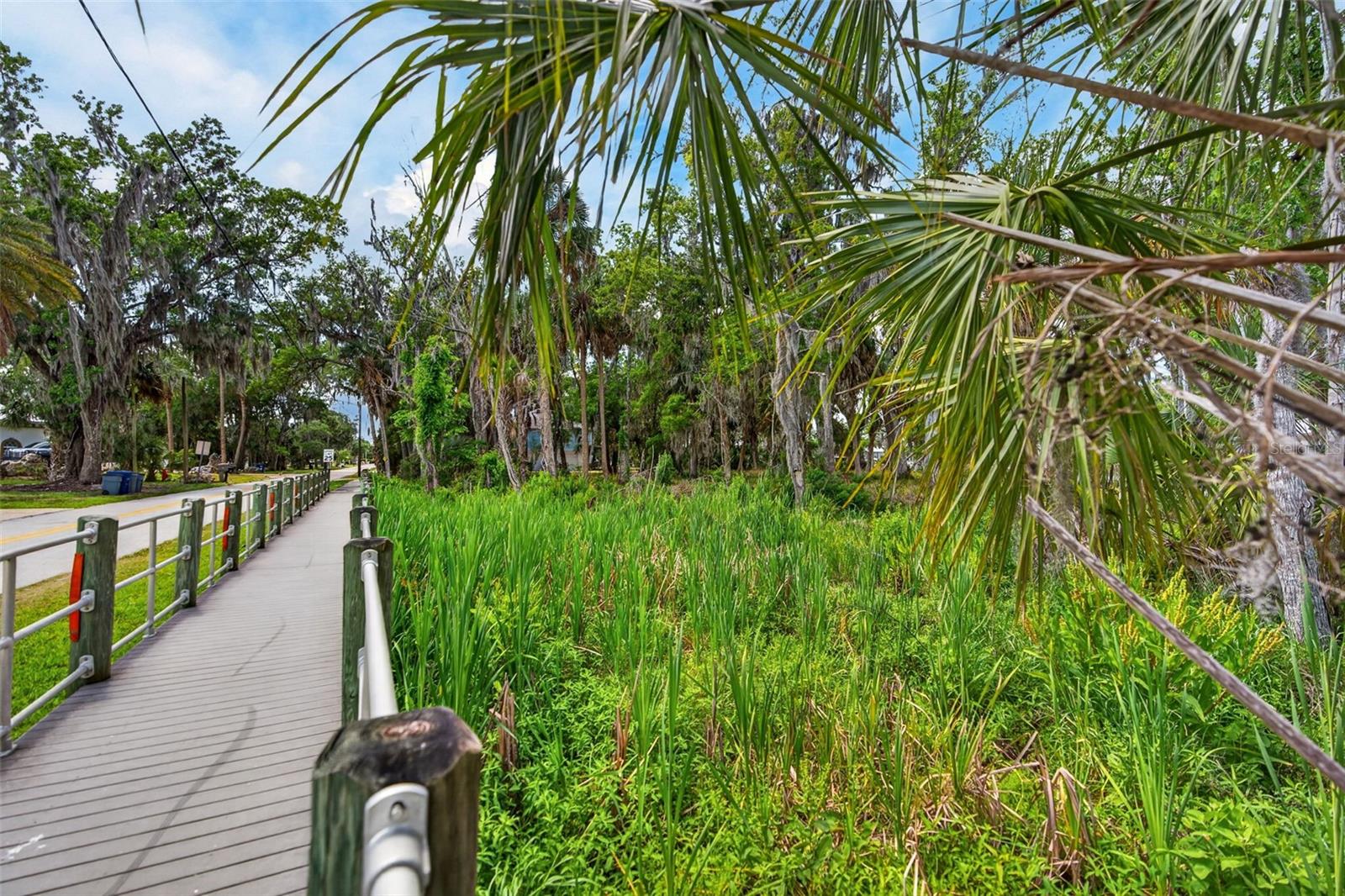 Image 7 of 16 For 580 14th Place