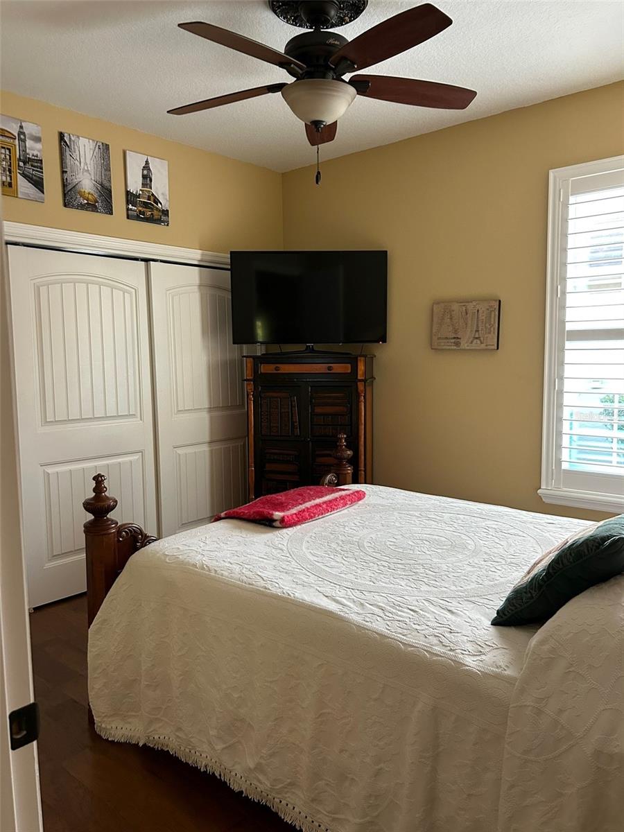 Image 16 of 22 For 8979 86th Loop