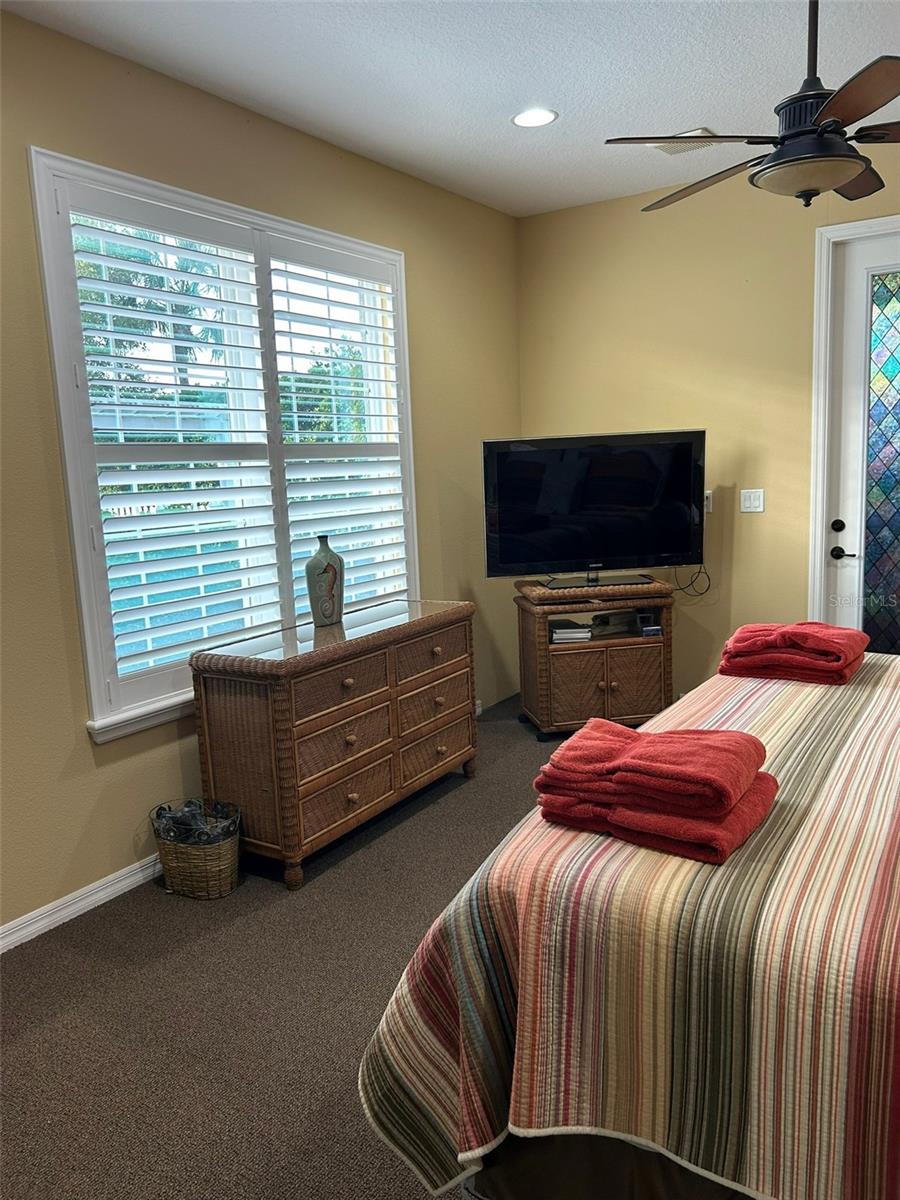 Image 19 of 22 For 8979 86th Loop