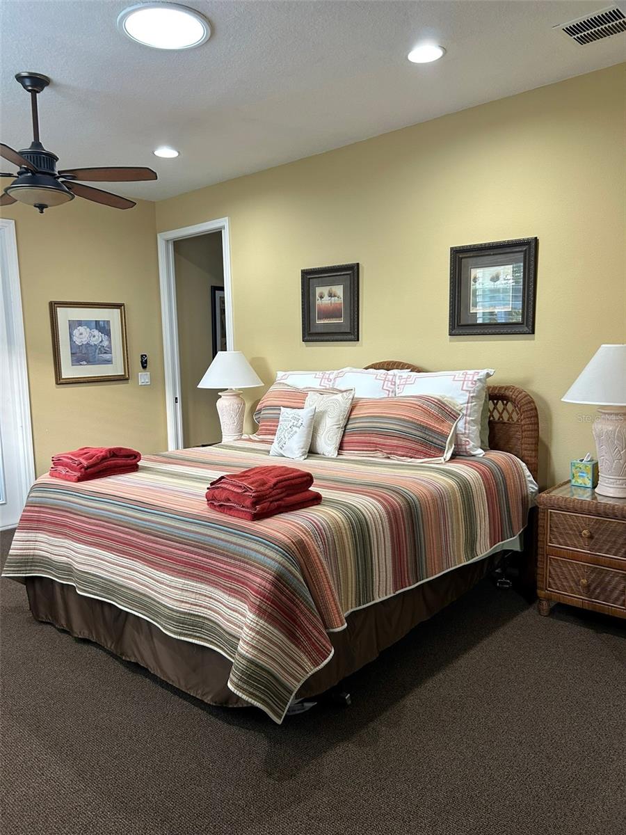 Image 20 of 22 For 8979 86th Loop