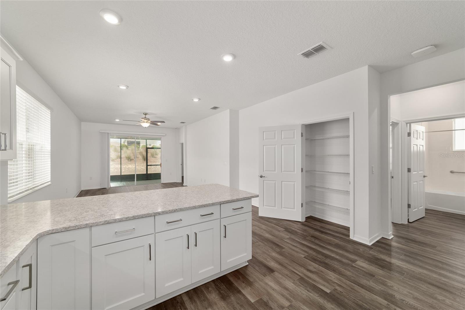 Image 25 of 50 For 10323 98th Place Road