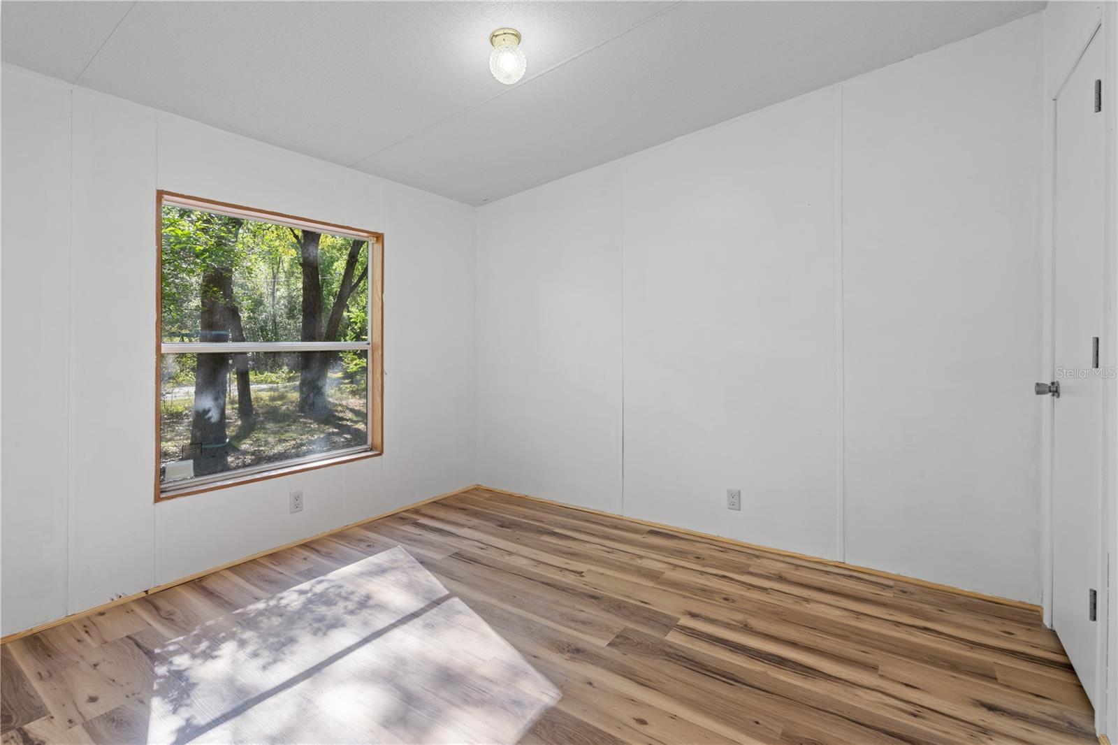 Image 19 of 21 For 4824 140th Court