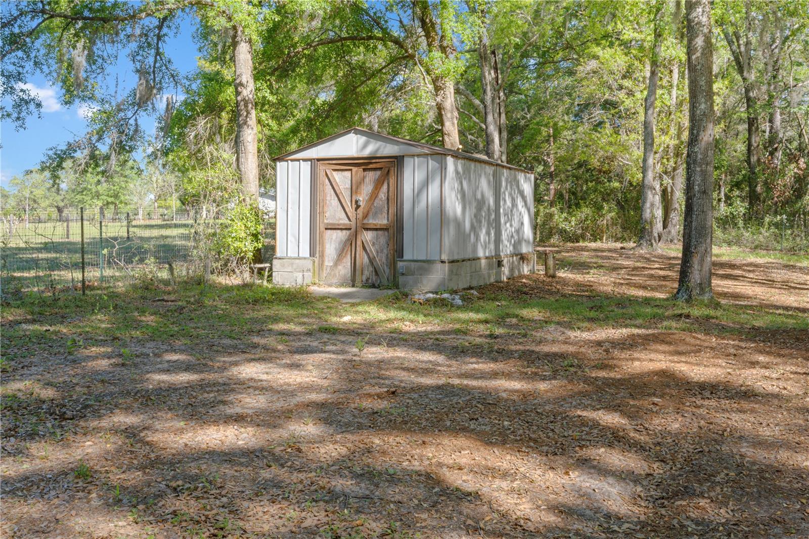 Image 6 of 21 For 4824 140th Court