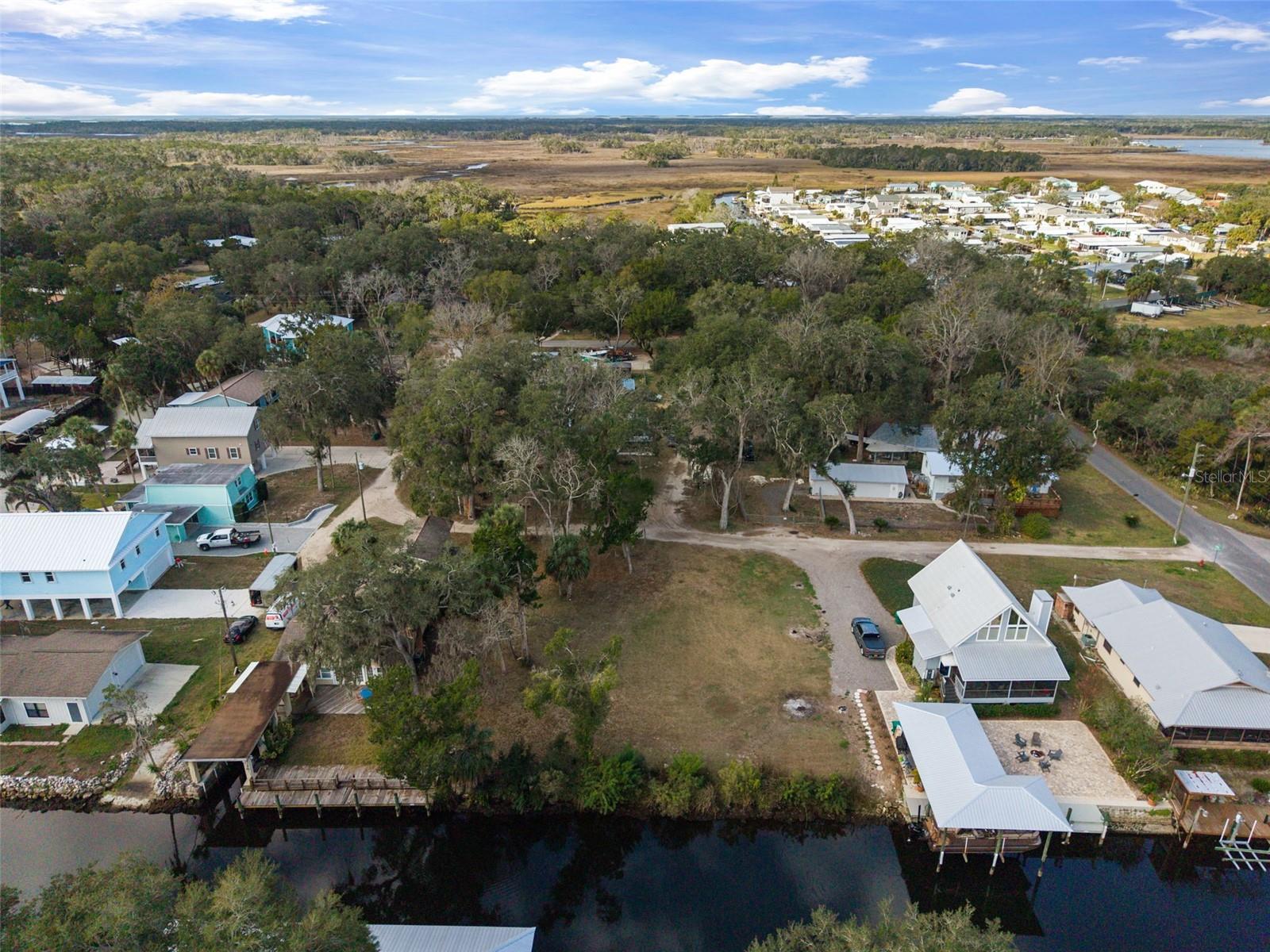 Listing photo id 4 for 5799 Kingdom Terrace