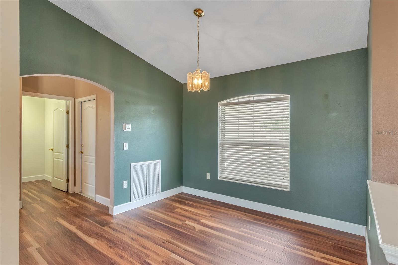 Image 13 of 49 For 6314 64th Avenue