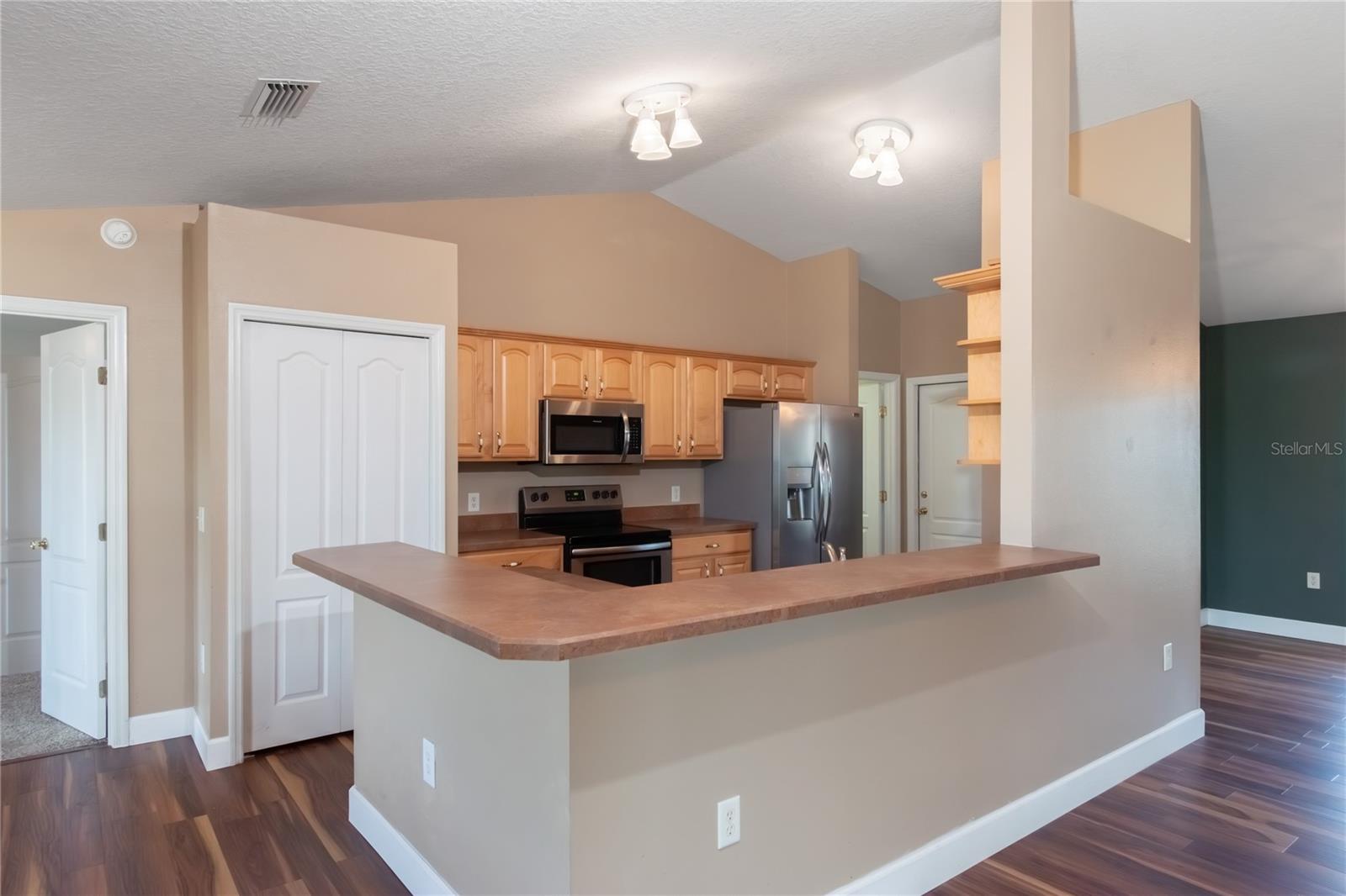 Image 18 of 49 For 6314 64th Avenue