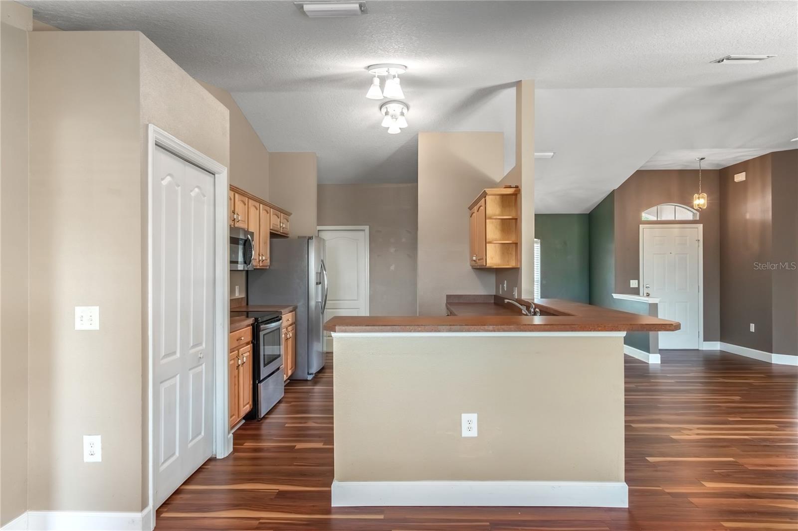 Image 19 of 49 For 6314 64th Avenue