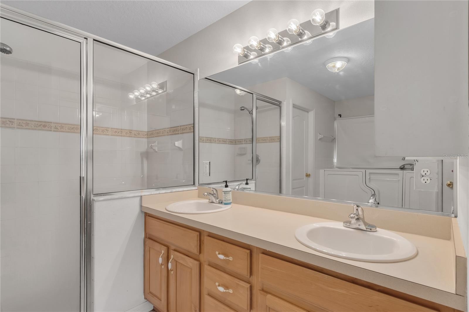 Image 26 of 49 For 6314 64th Avenue