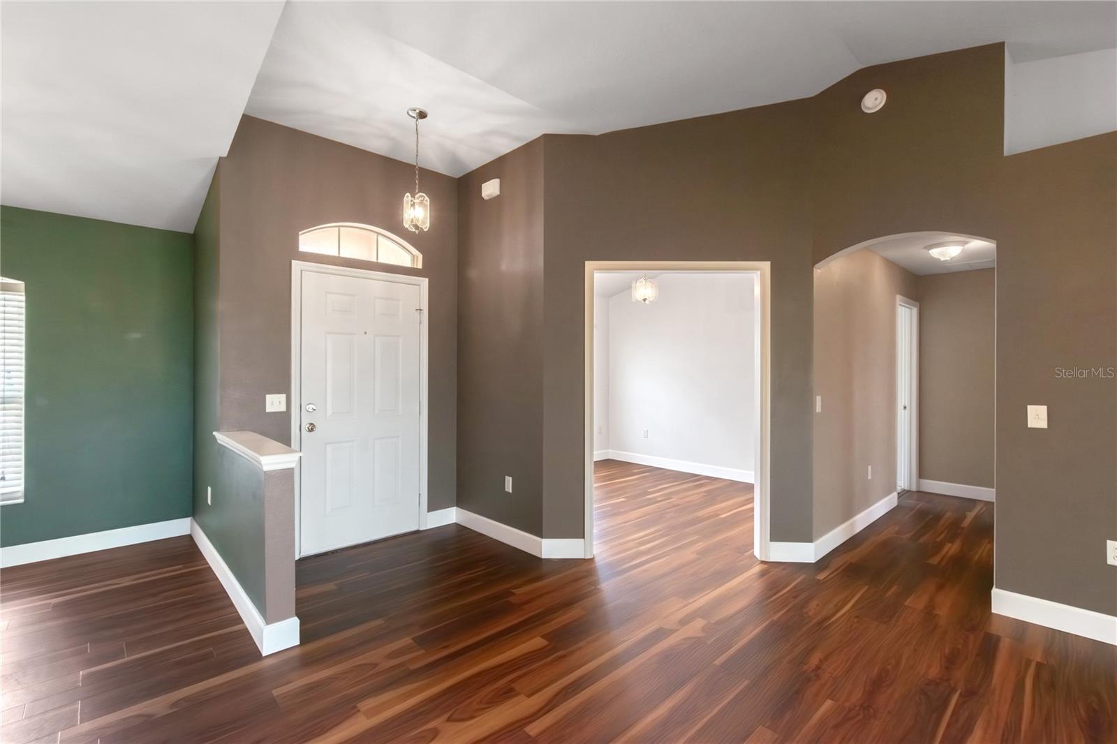 Image 9 of 49 For 6314 64th Avenue