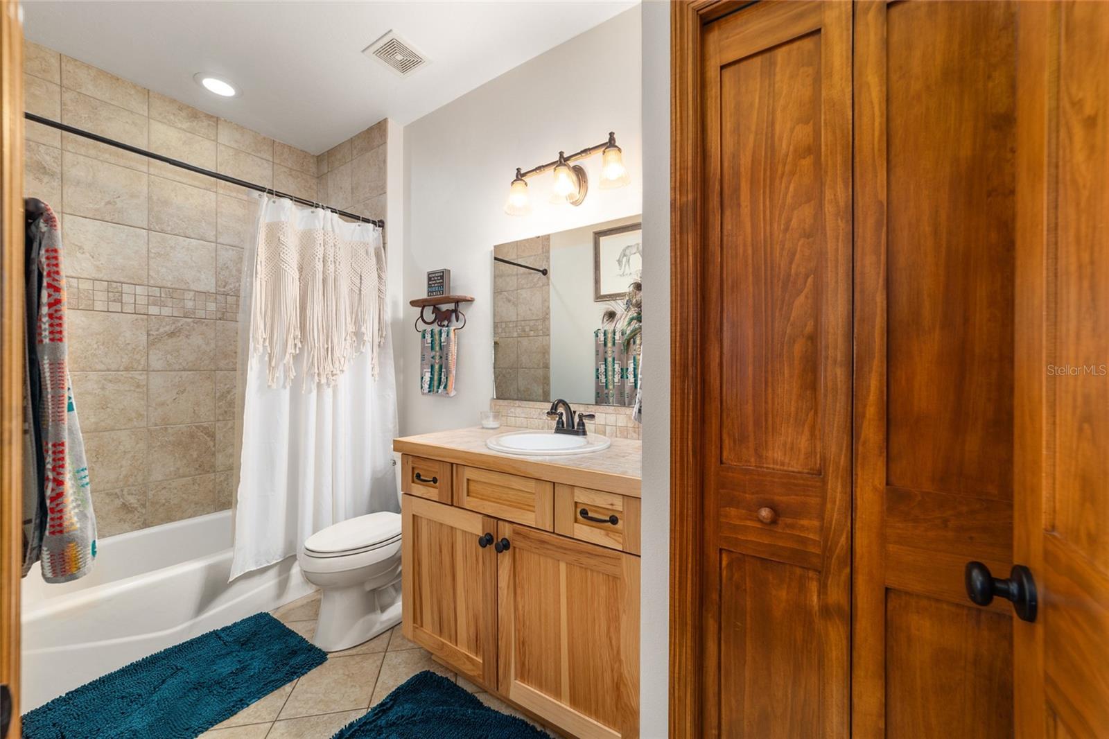 Listing photo id 36 for 20005 135th Avenue